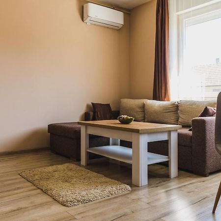 קסזטלי Nemeth Apartman מראה חיצוני תמונה